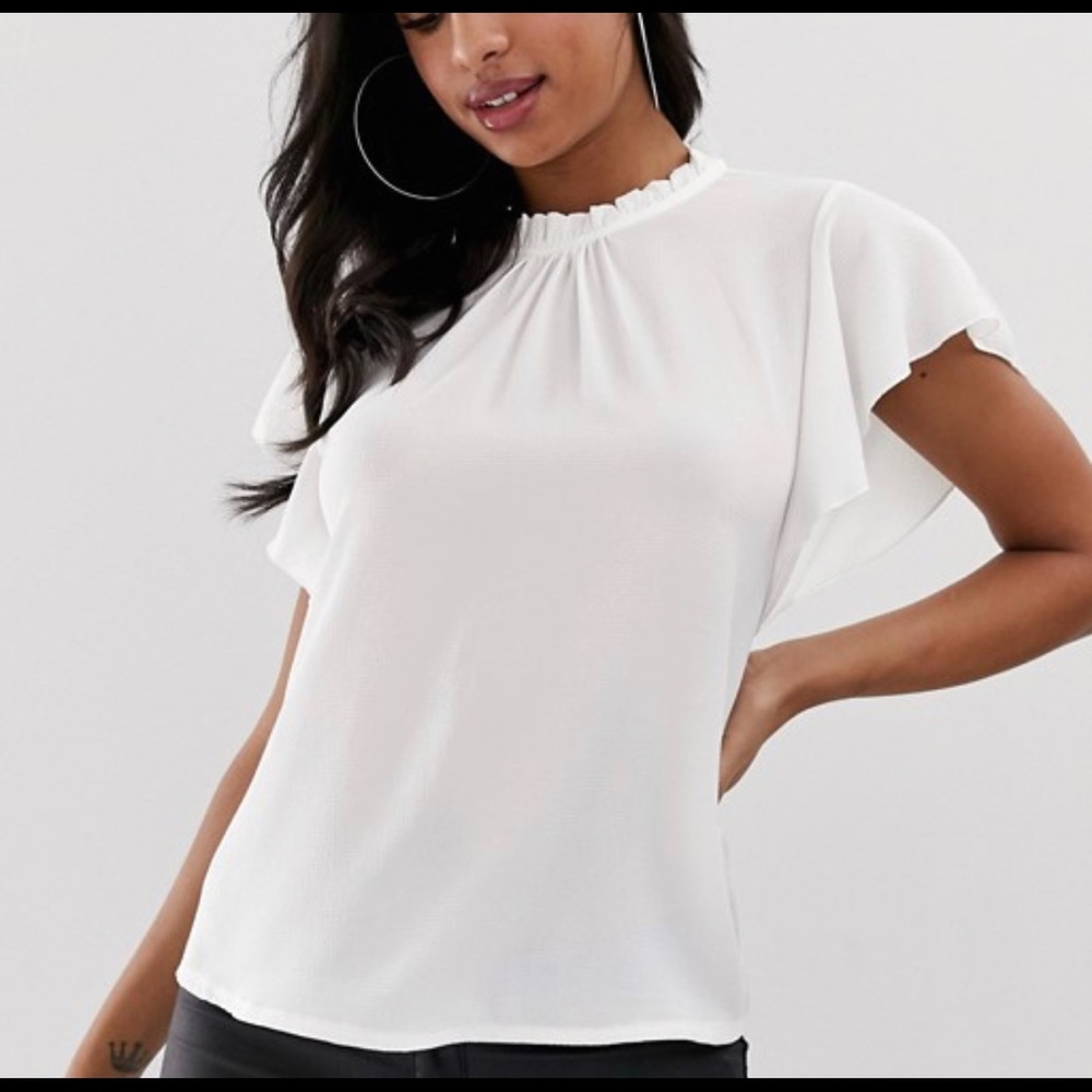 White texture top